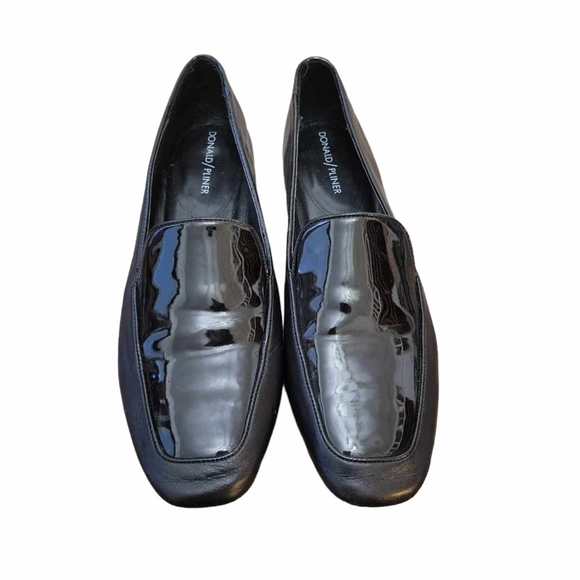 Donald J Pliner Halia Black Leather Square Toe Slip-on Loafer Size 9.5 - Picture 2 of 5